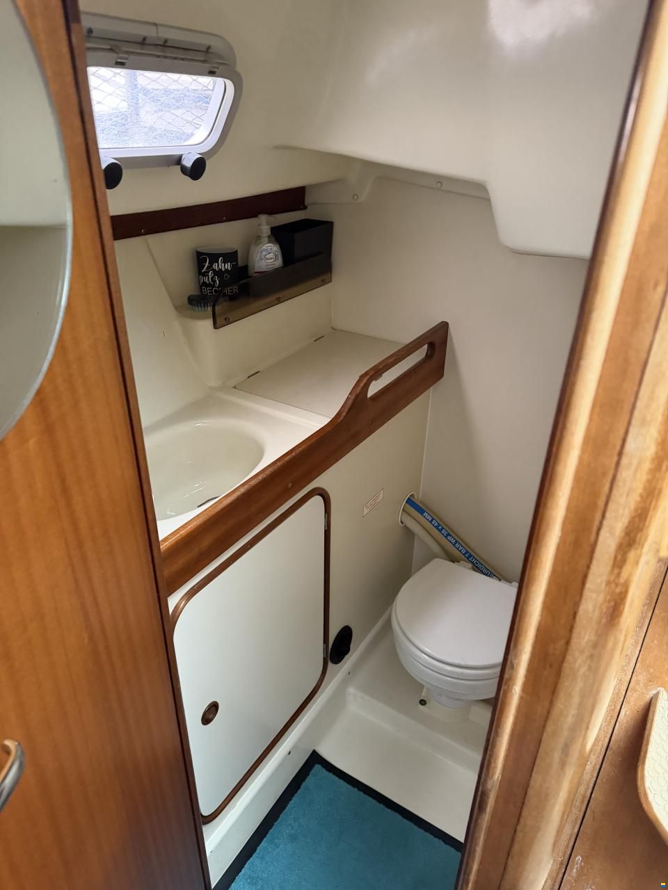 Bavaria 300