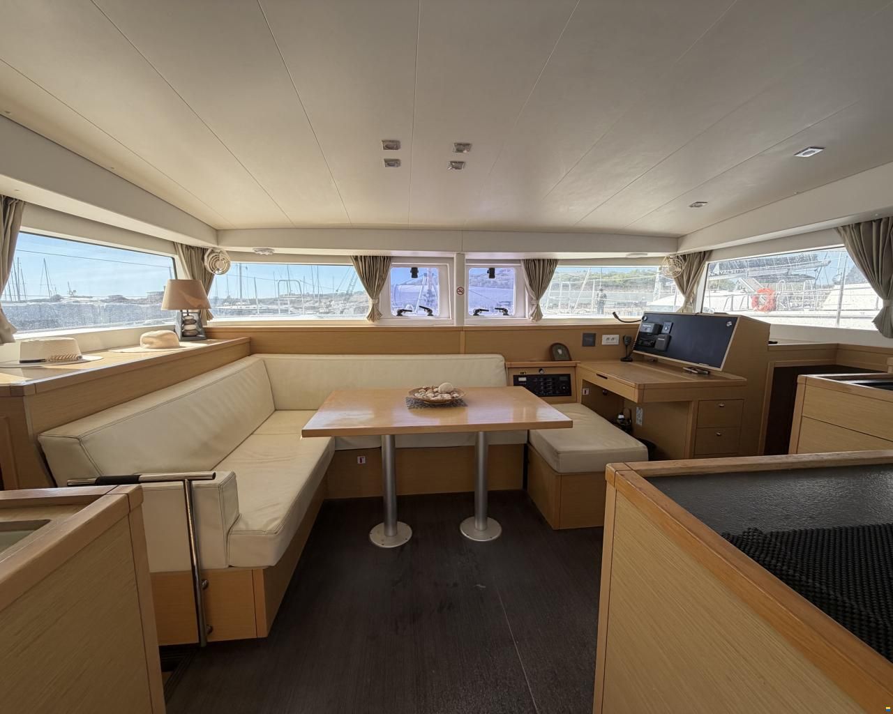 Lagoon 400 S2