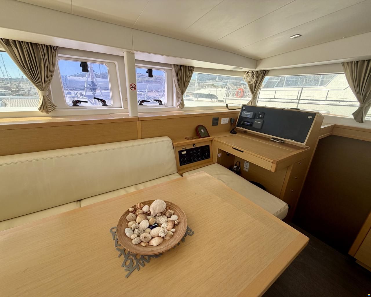 Lagoon 400 S2