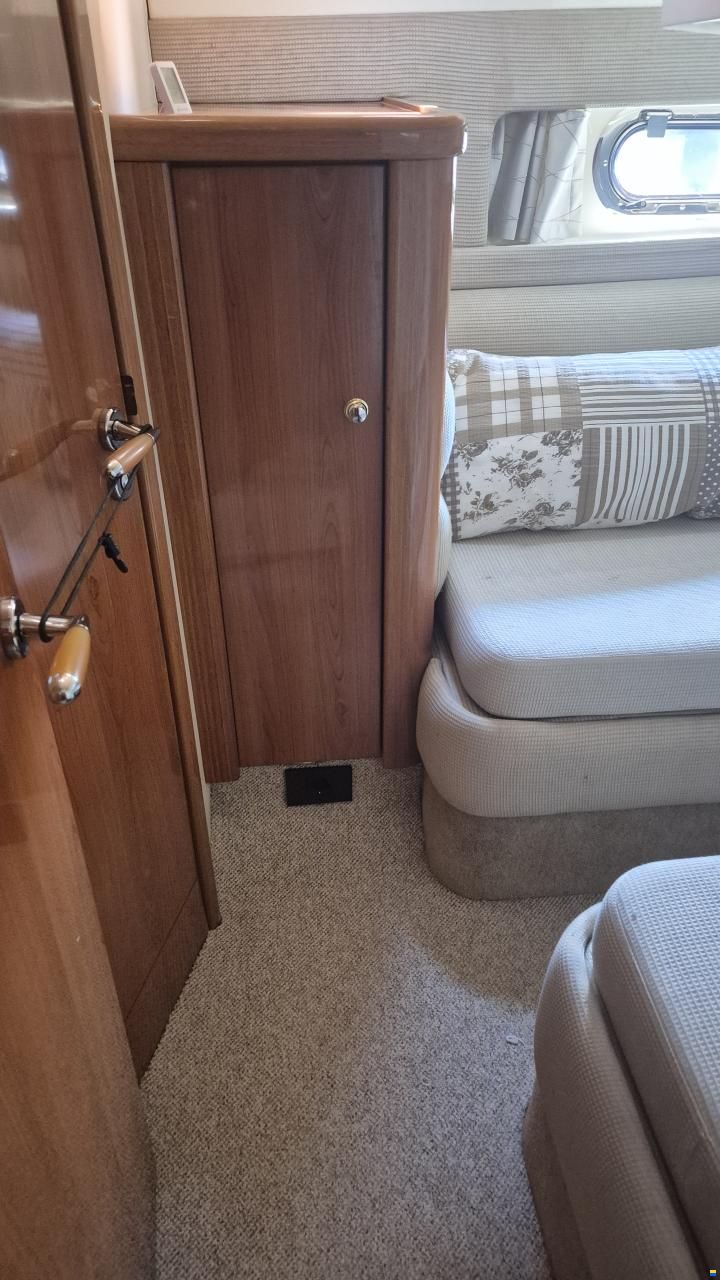 Sealine F37