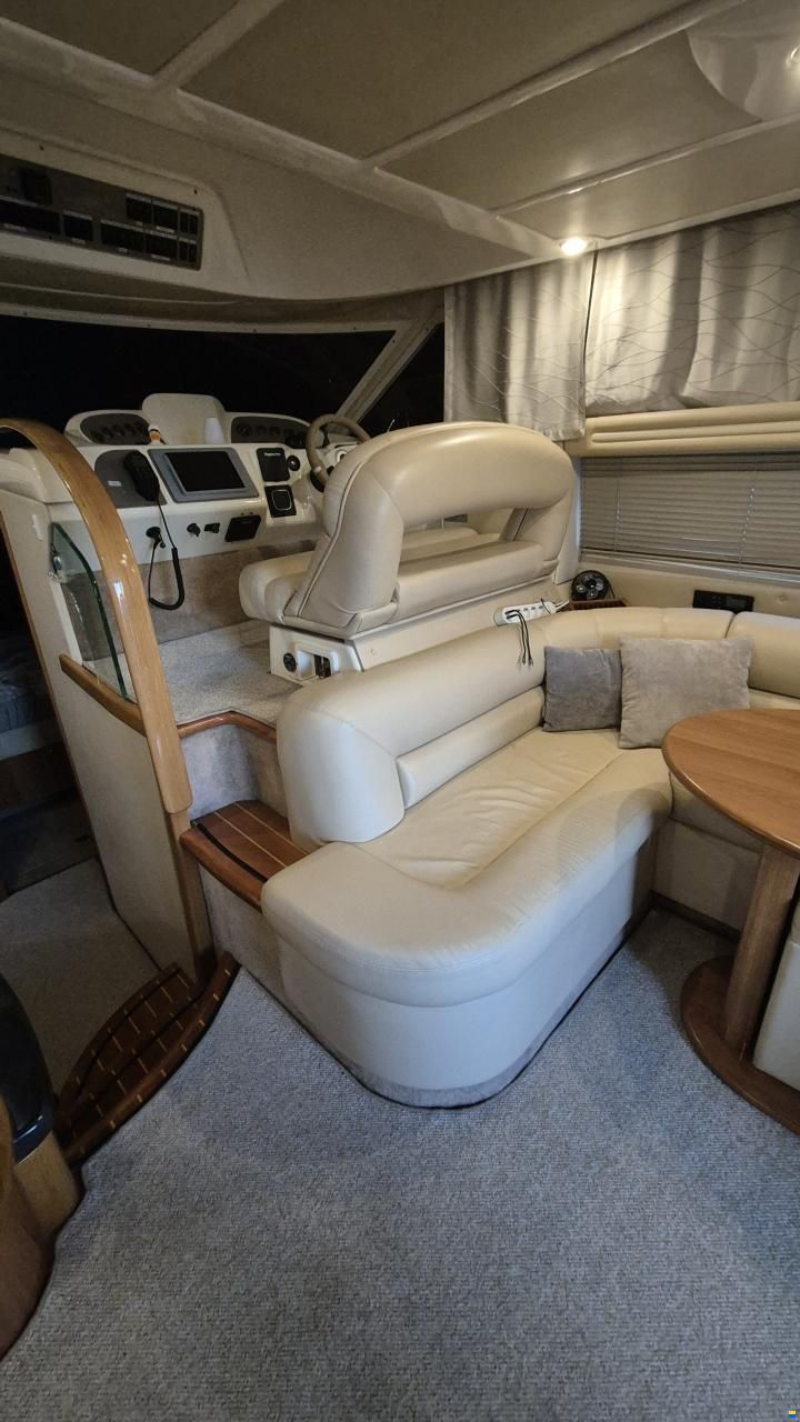 Sealine F37