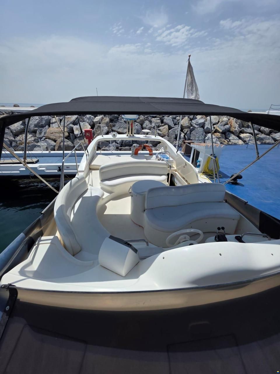 Azimut 46