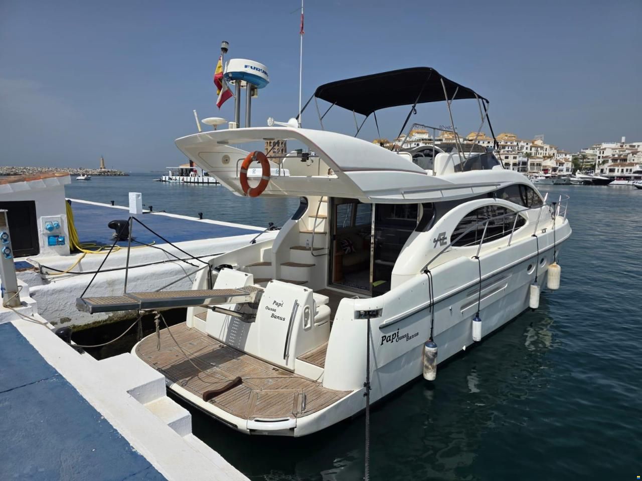 Azimut 46