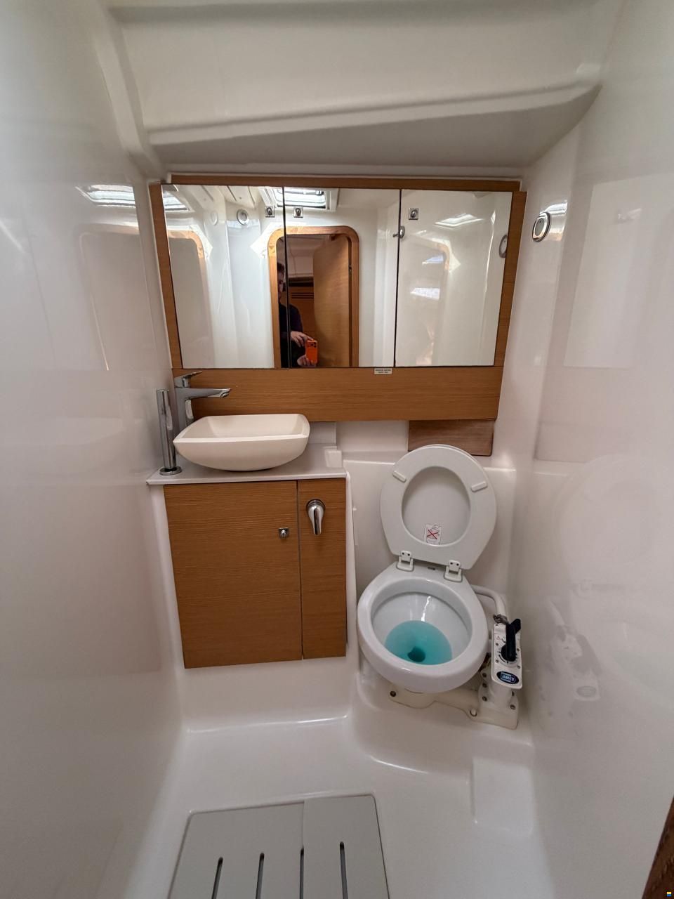 Dufour 430