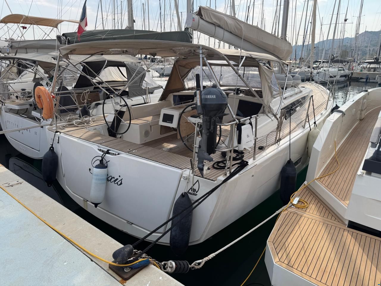 Dufour 430