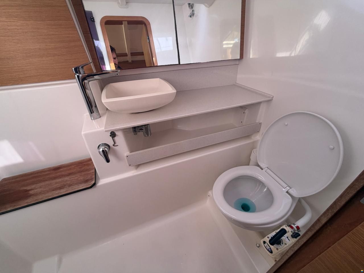 Dufour 430