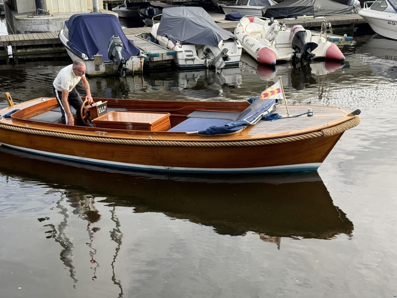 Spiegelsloep A.W. 195