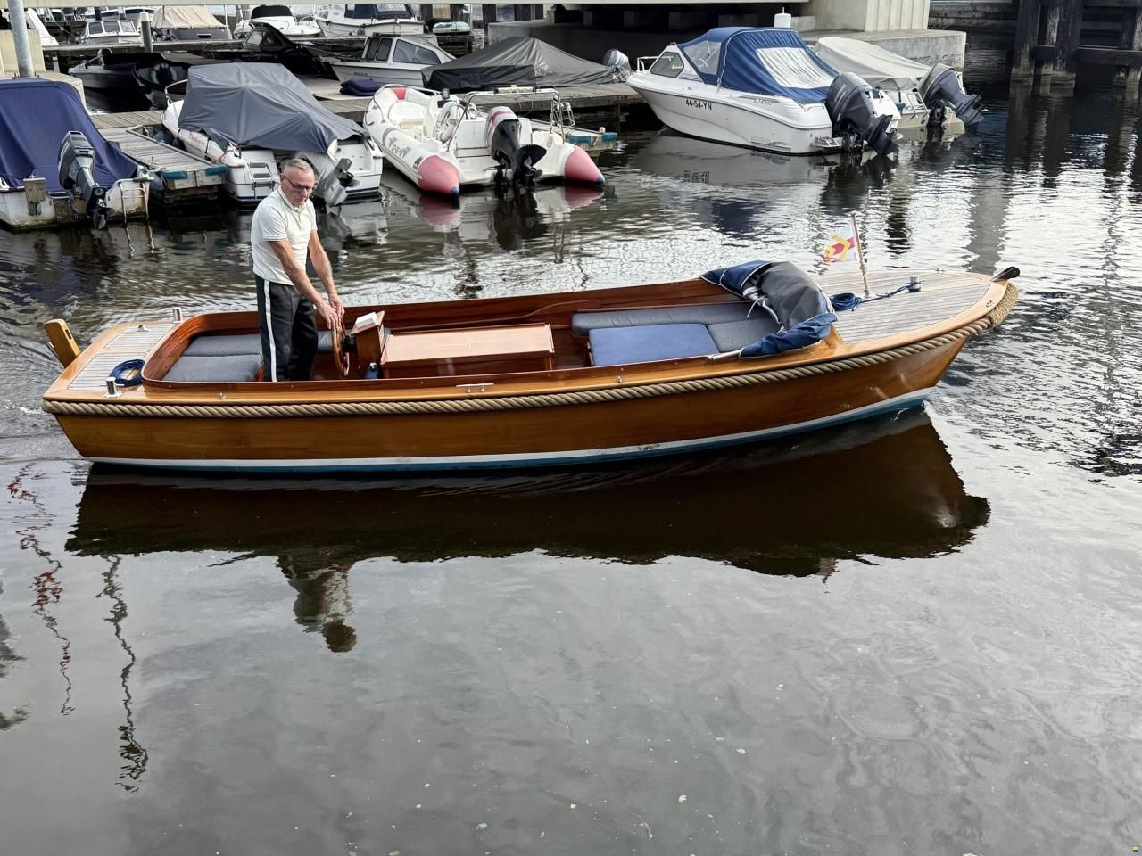 Spiegelsloep A.W. 195