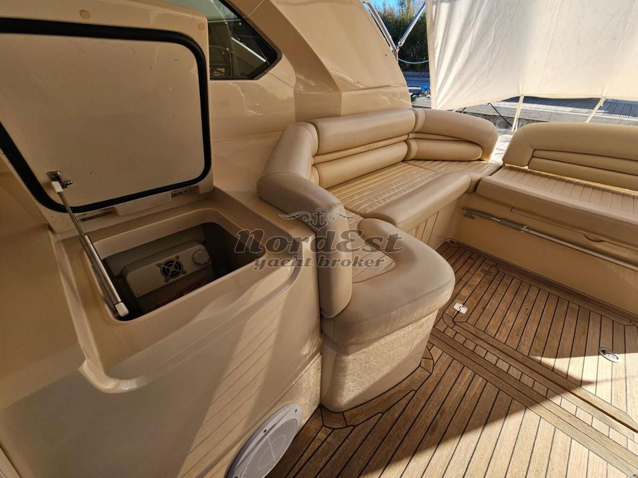 Sunseeker Portofino 47 HT Hard Top