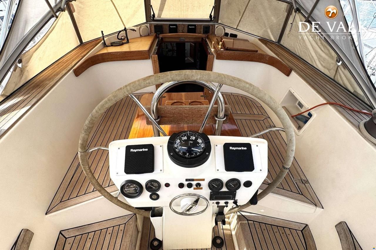 Hallberg-Rassy 45