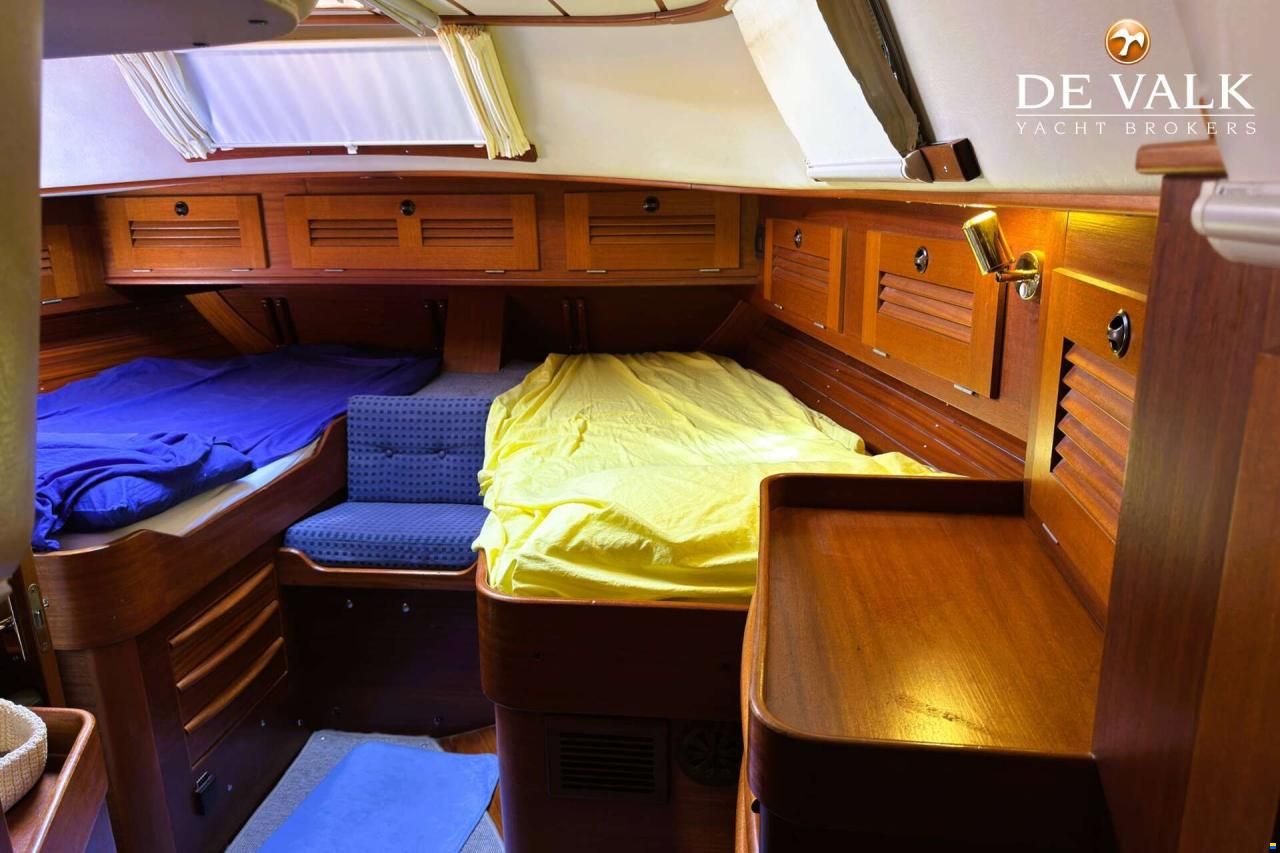 Hallberg-Rassy 45