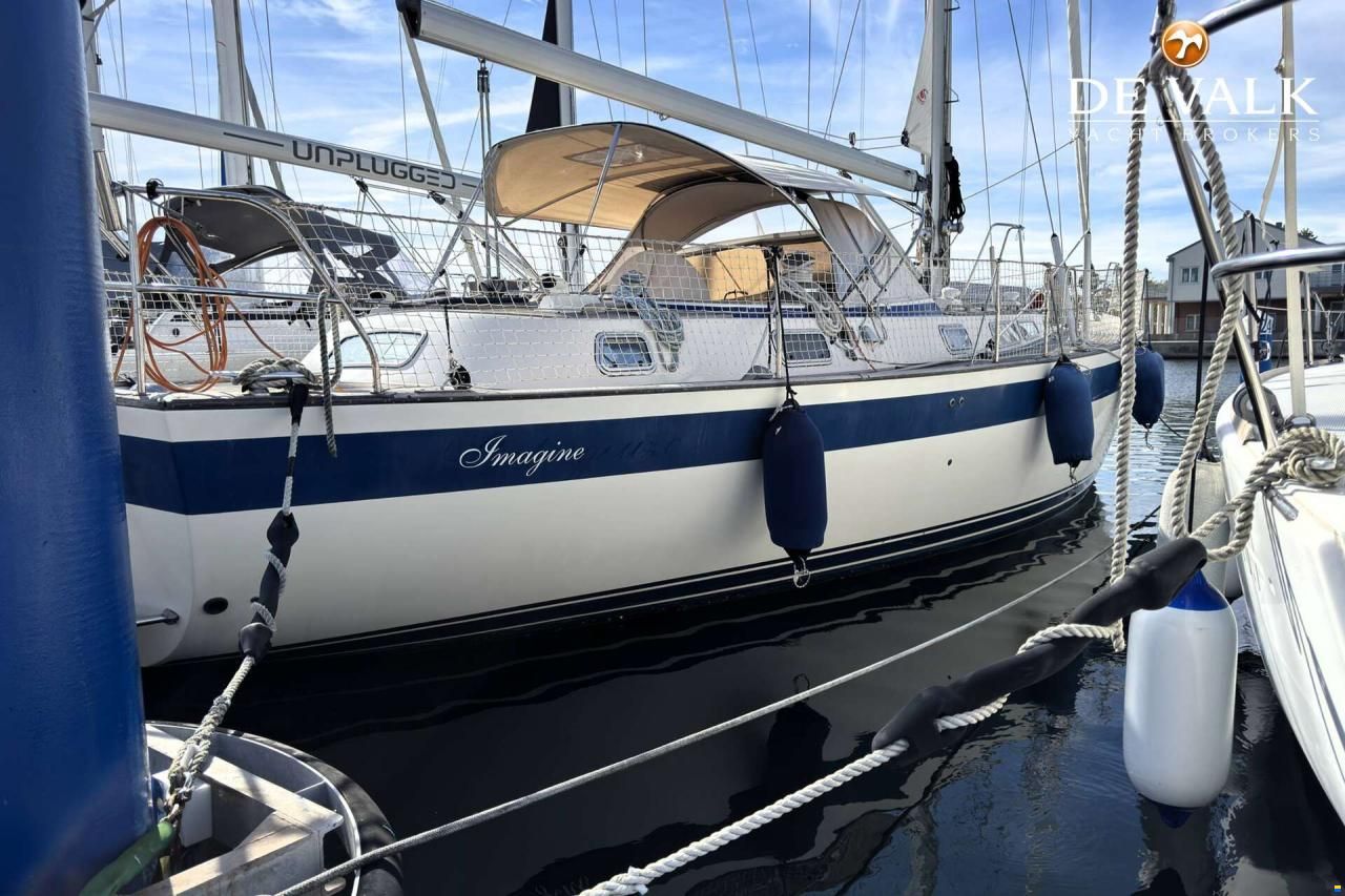 Hallberg-Rassy 45