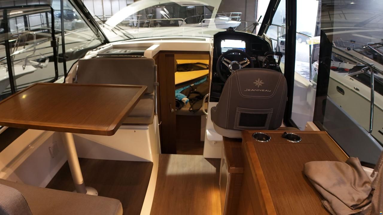 Jeanneau Merry Fisher 895