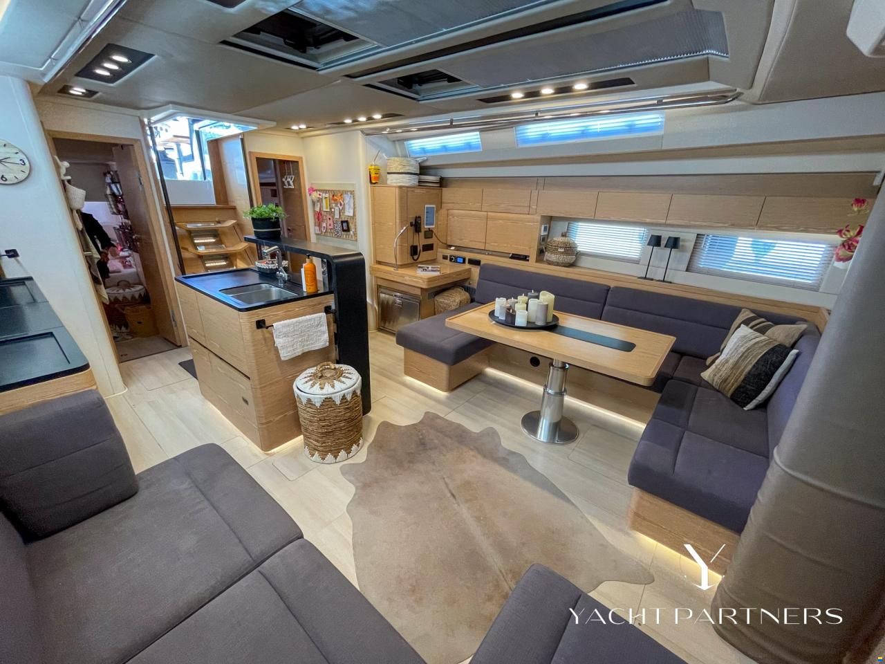 Hanse 588