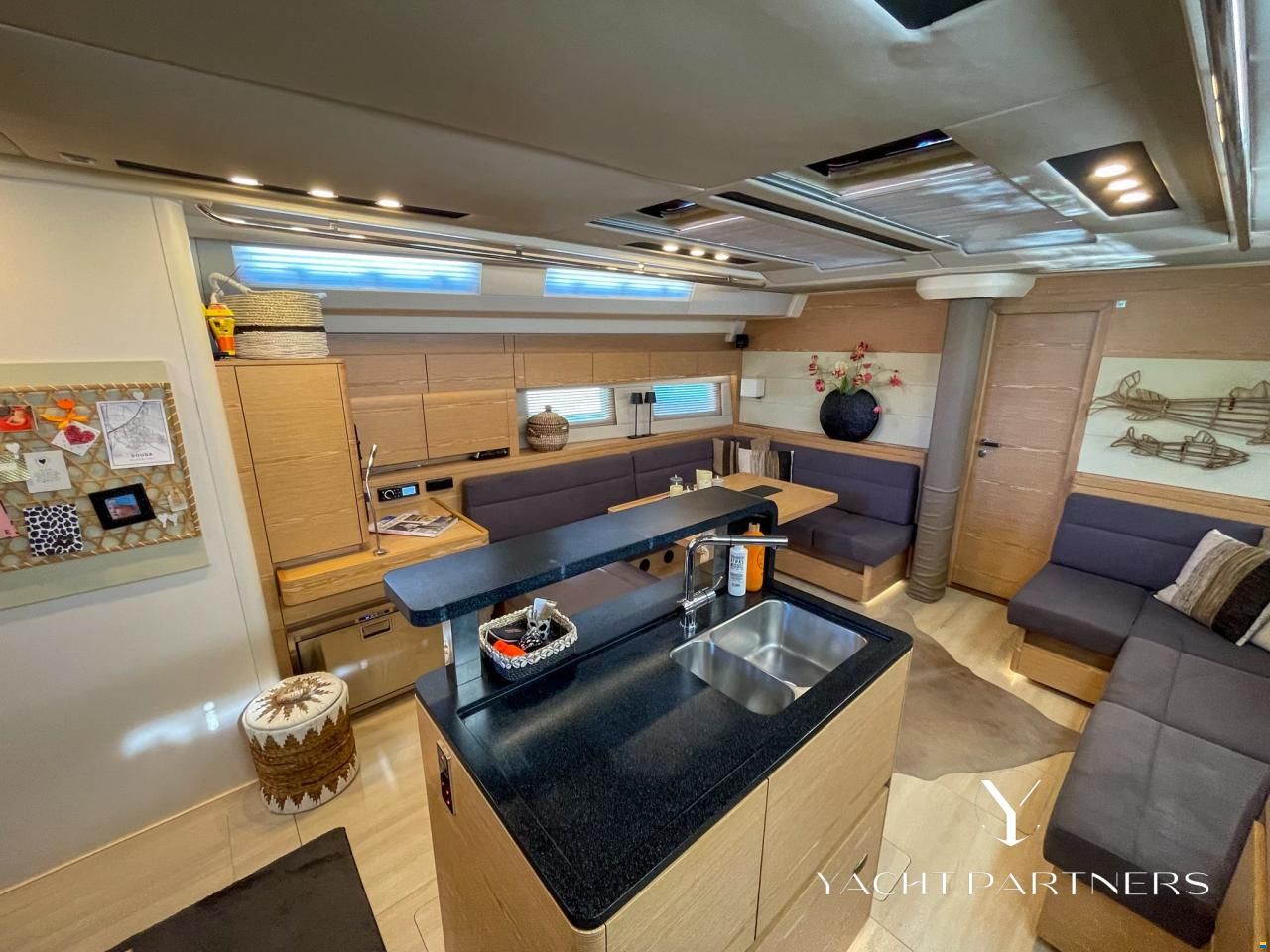 Hanse 588