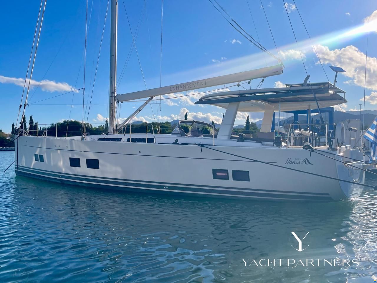 Hanse 588