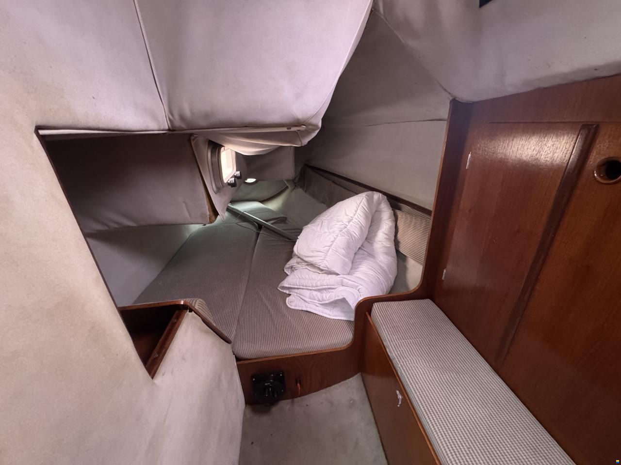 Jeanneau Fantasia 27