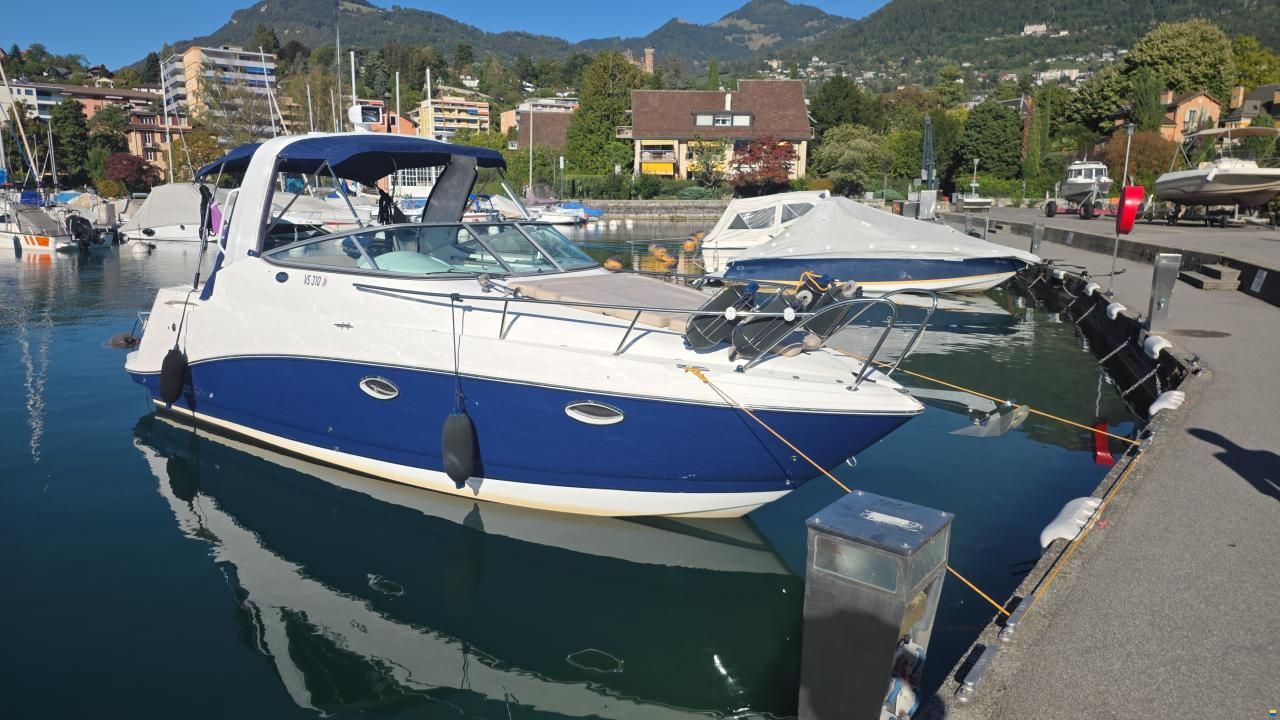 Rinker 260 EC Cruiser