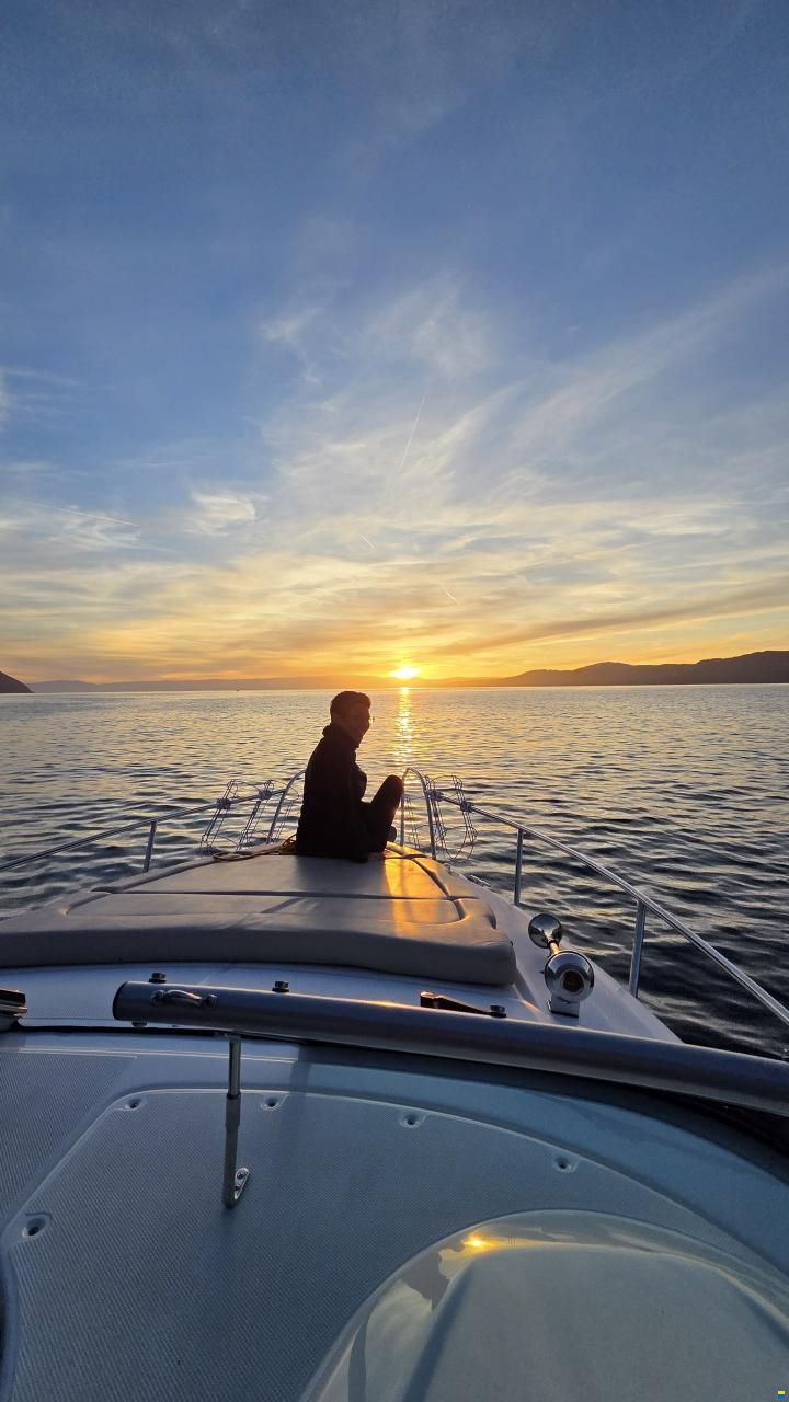 Rinker 260 EC Cruiser
