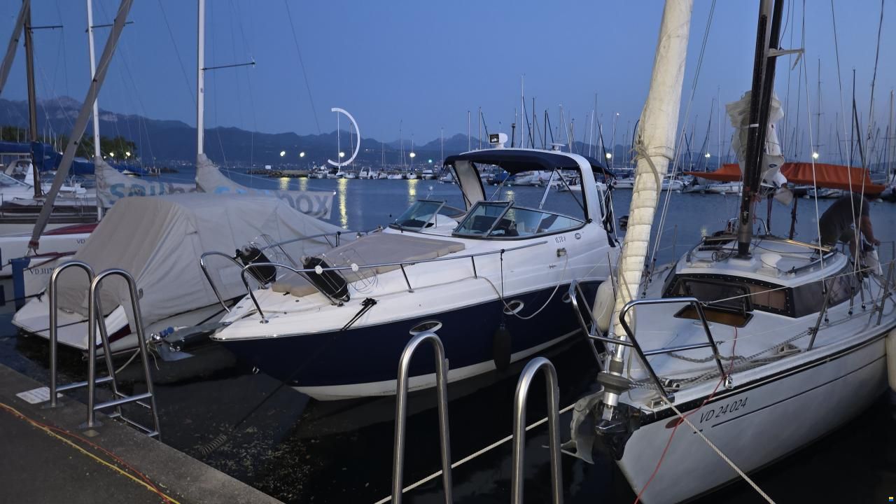 Rinker 260 EC Cruiser