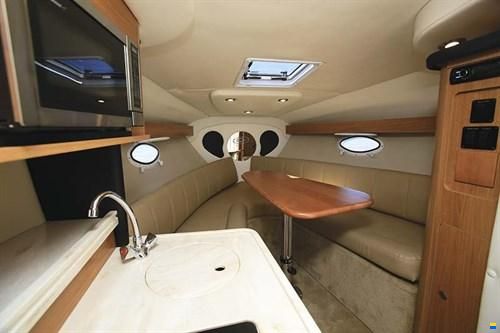Rinker 260 EC Cruiser