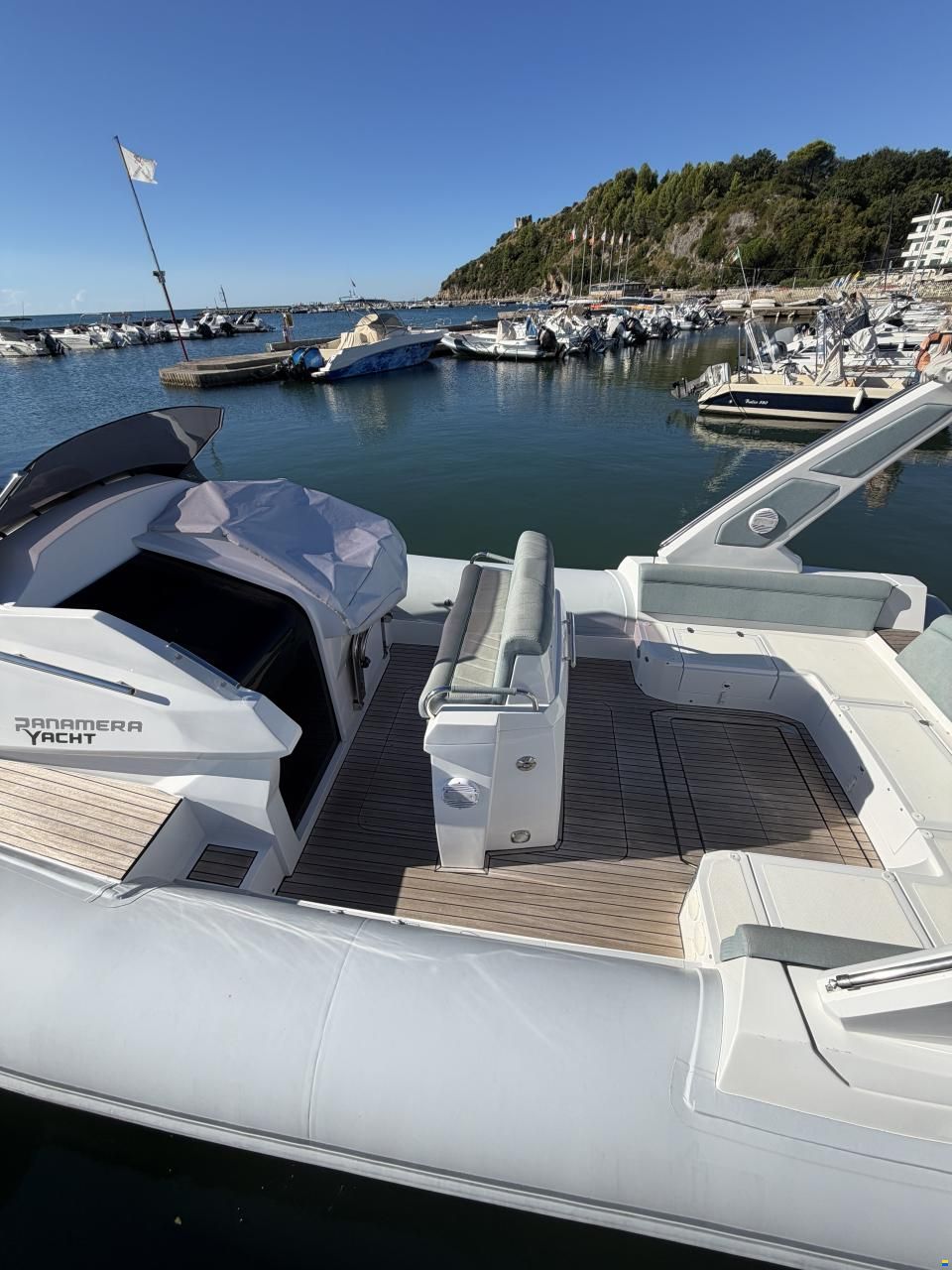 Panamera Yacht Py 10.0 Cabin
