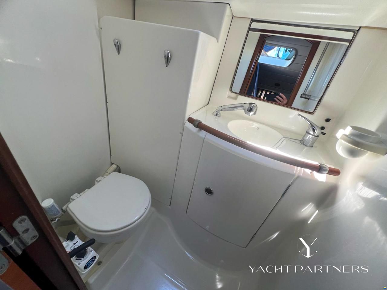 Beneteau Oceanis 411