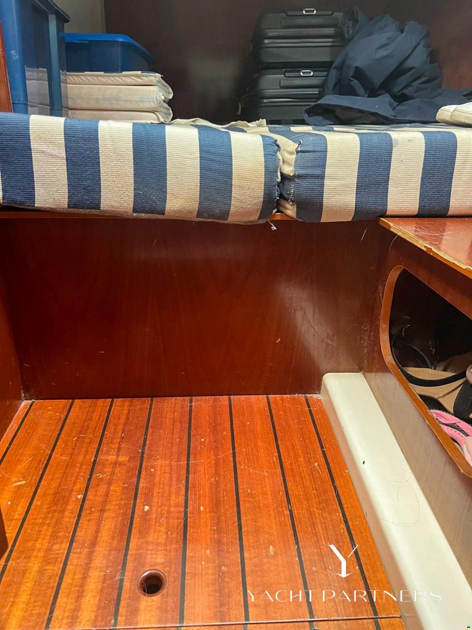 Beneteau Oceanis 411