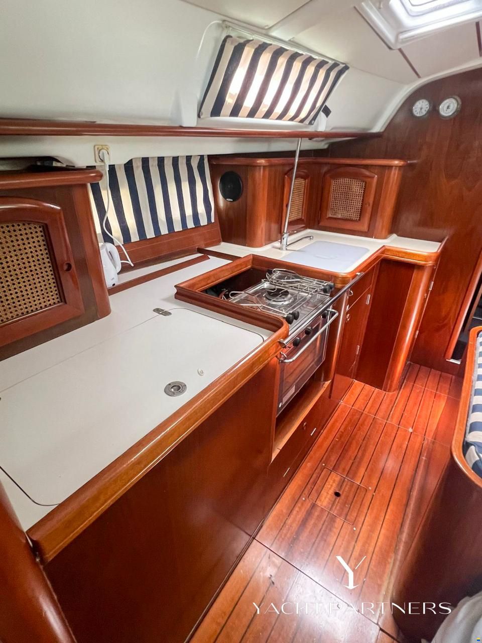 Beneteau Oceanis 411