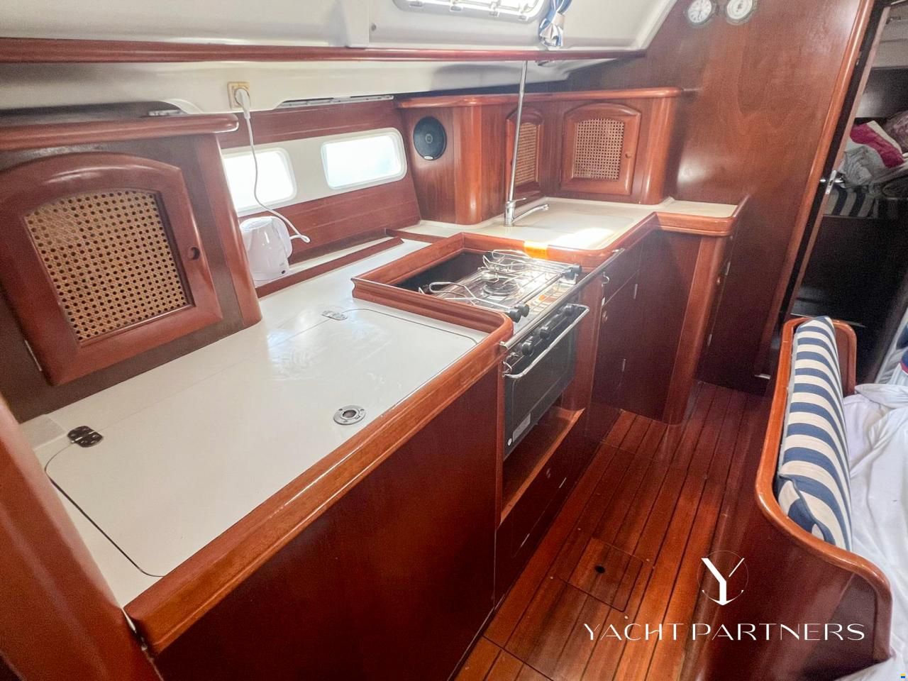 Beneteau Oceanis 411