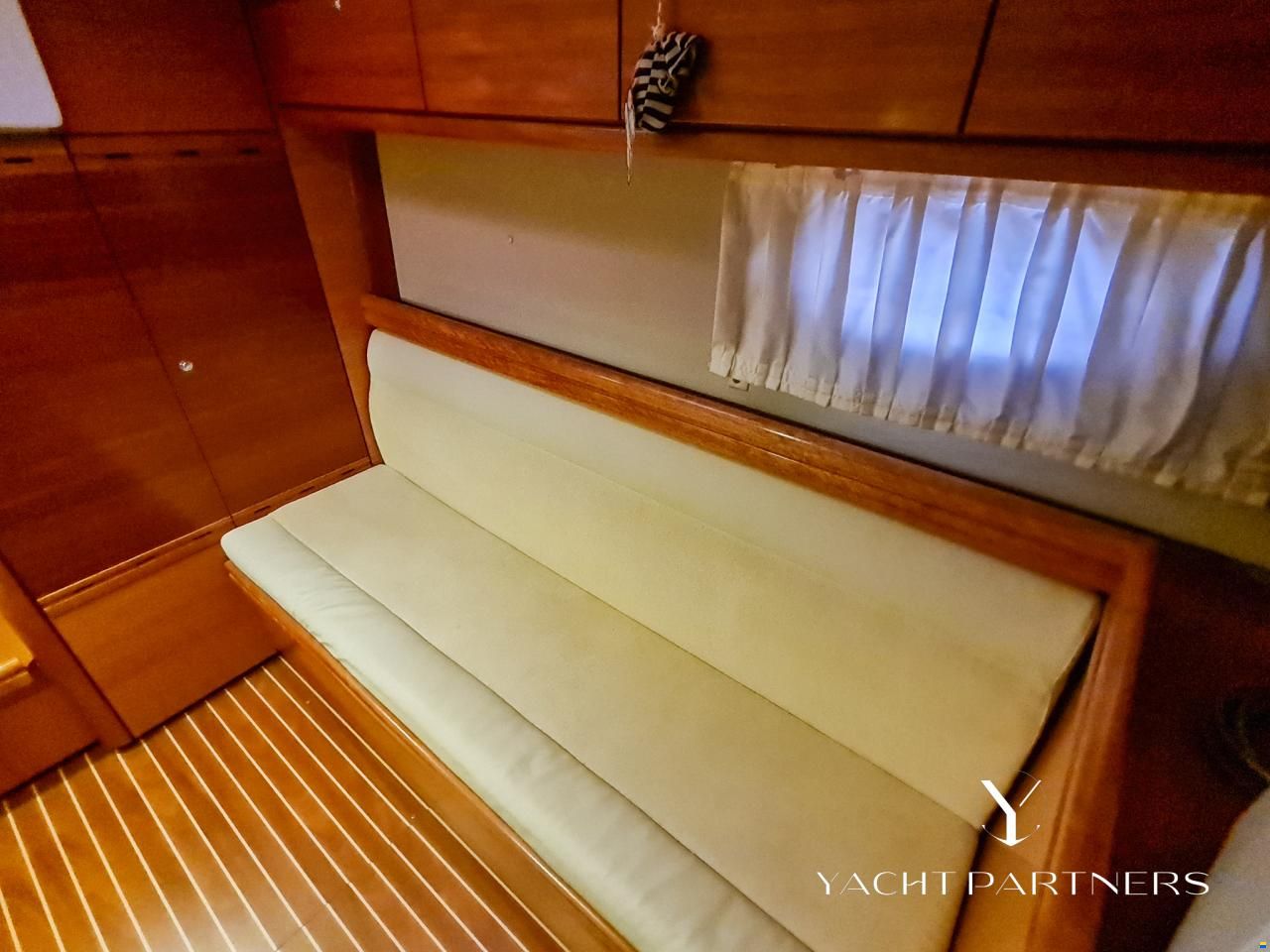 Bavaria 37 Sport