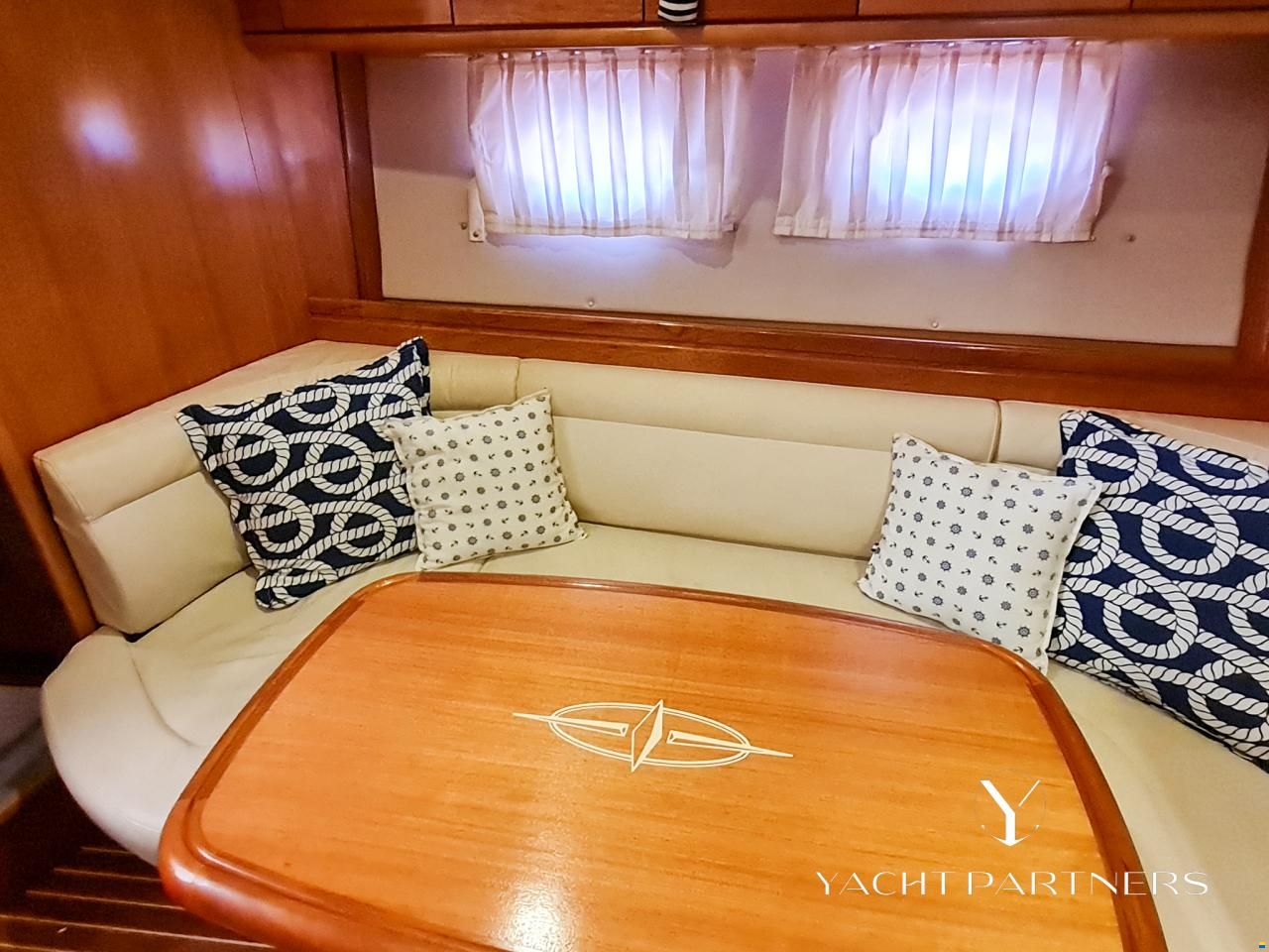 Bavaria 37 Sport