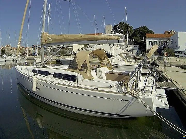Dufour 335 Grand Large