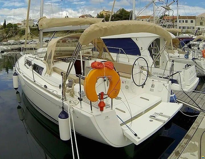 Dufour 335 Grand Large