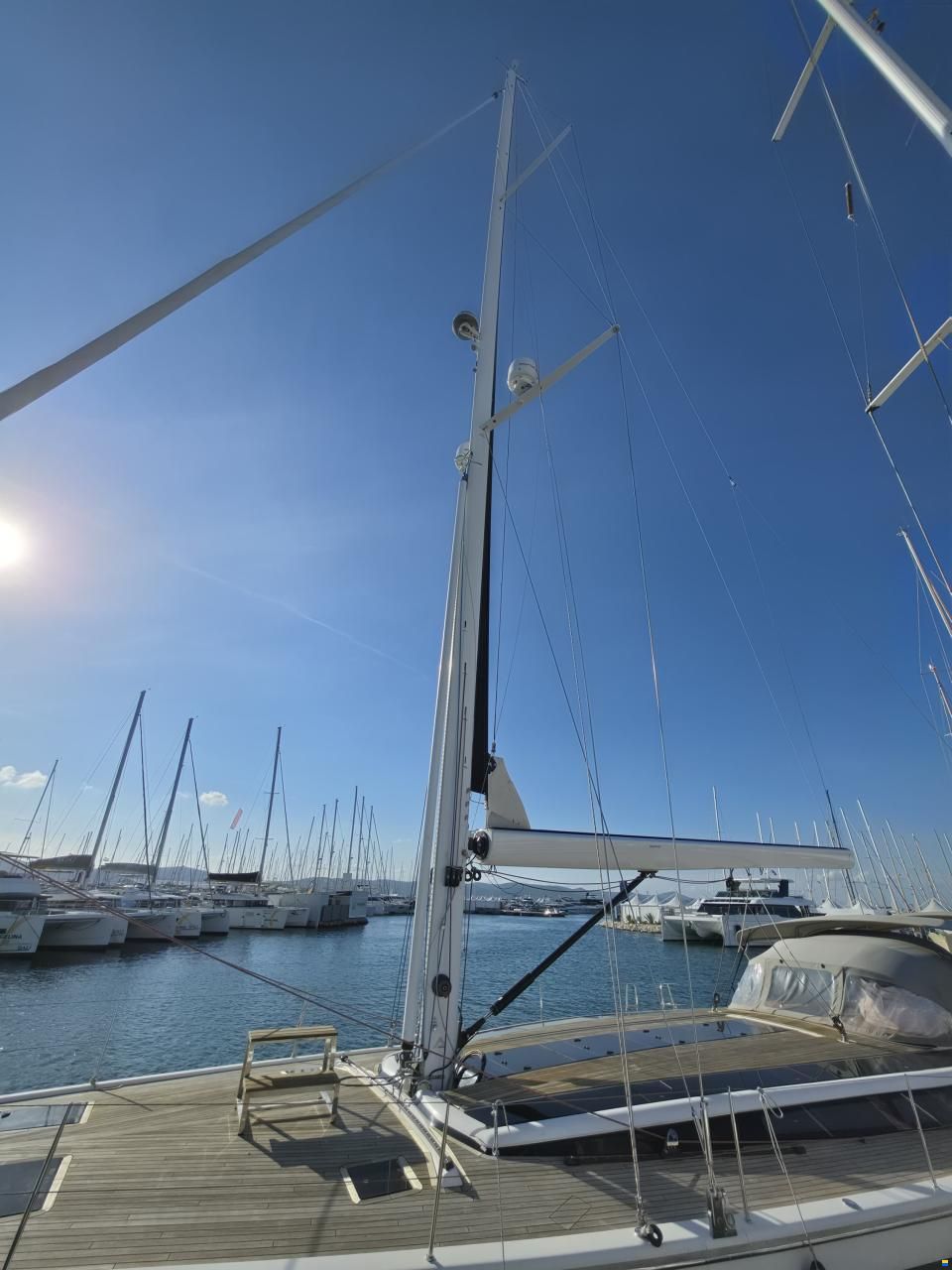 Bavaria C65 Lightwave