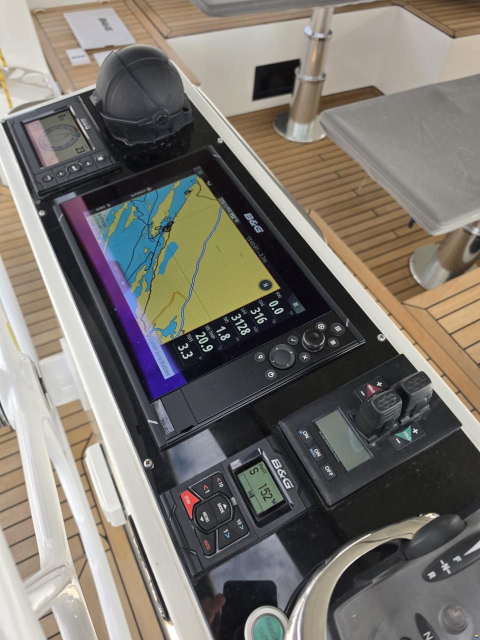 Bavaria C65 Lightwave