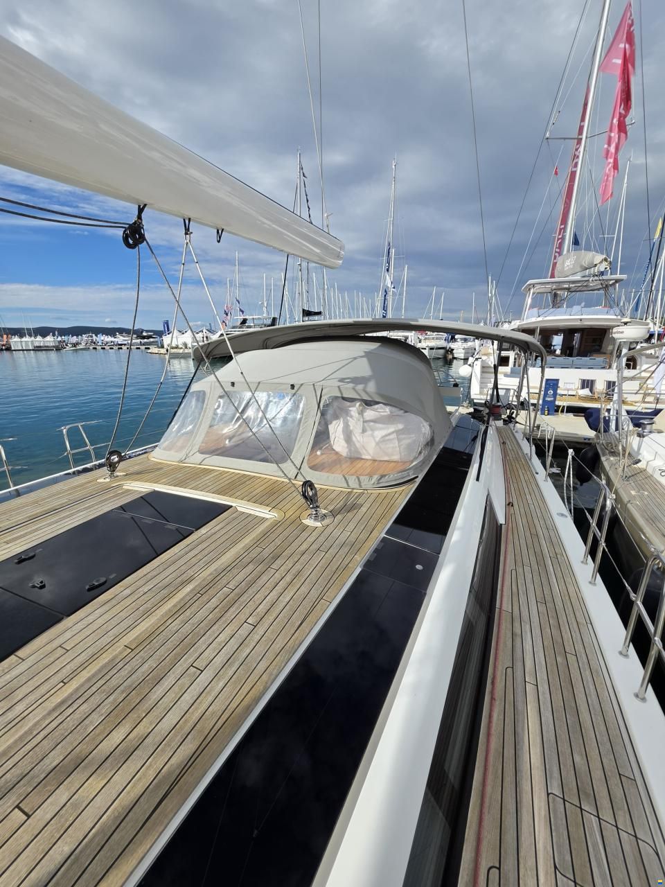 Bavaria C65 Lightwave