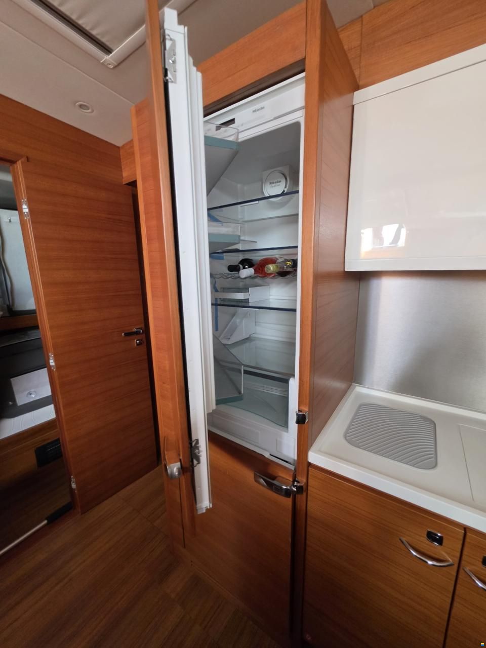 Bavaria C65 Lightwave