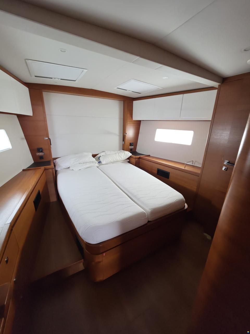 Bavaria C65 Lightwave