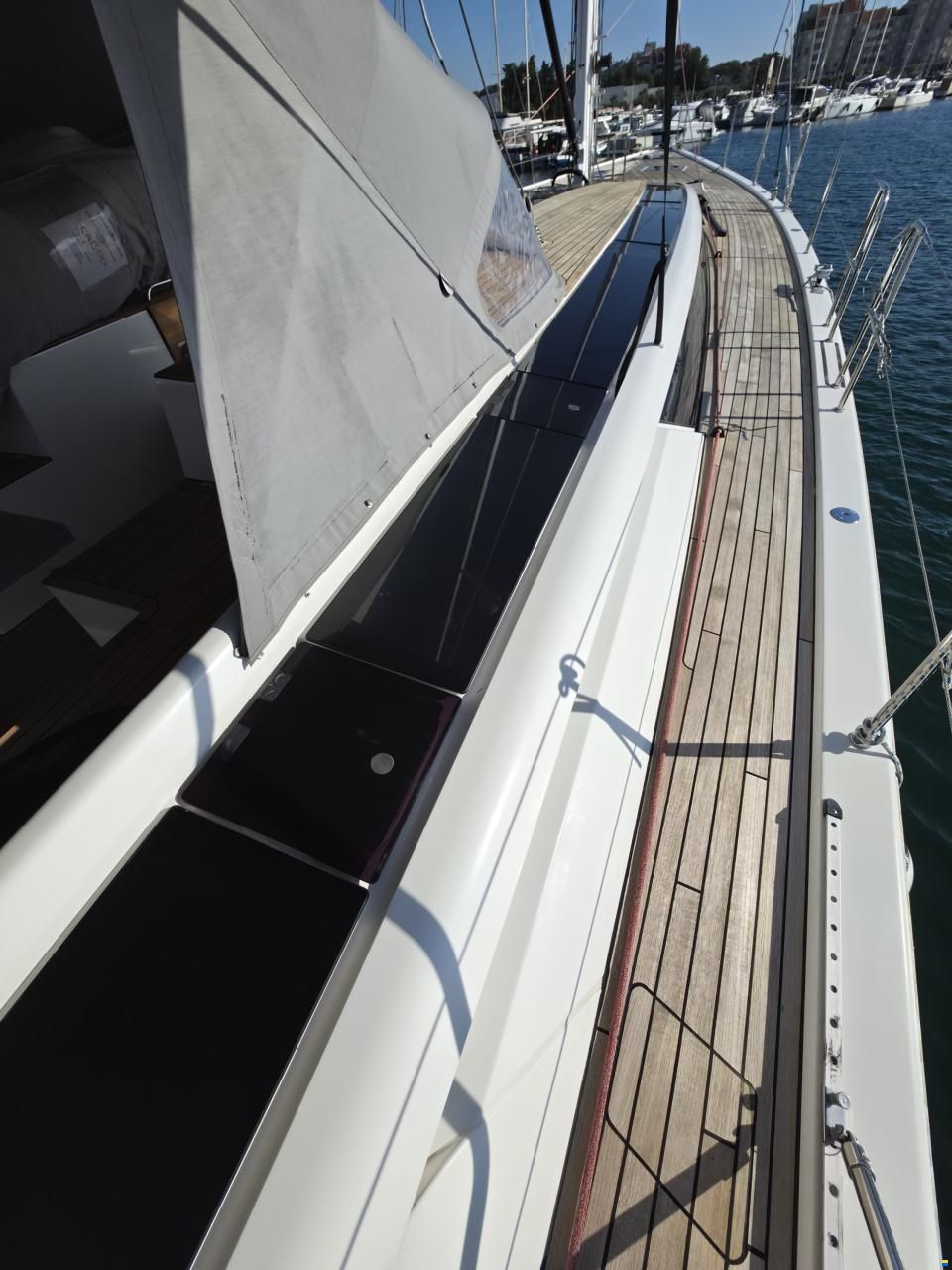 Bavaria C65 Lightwave