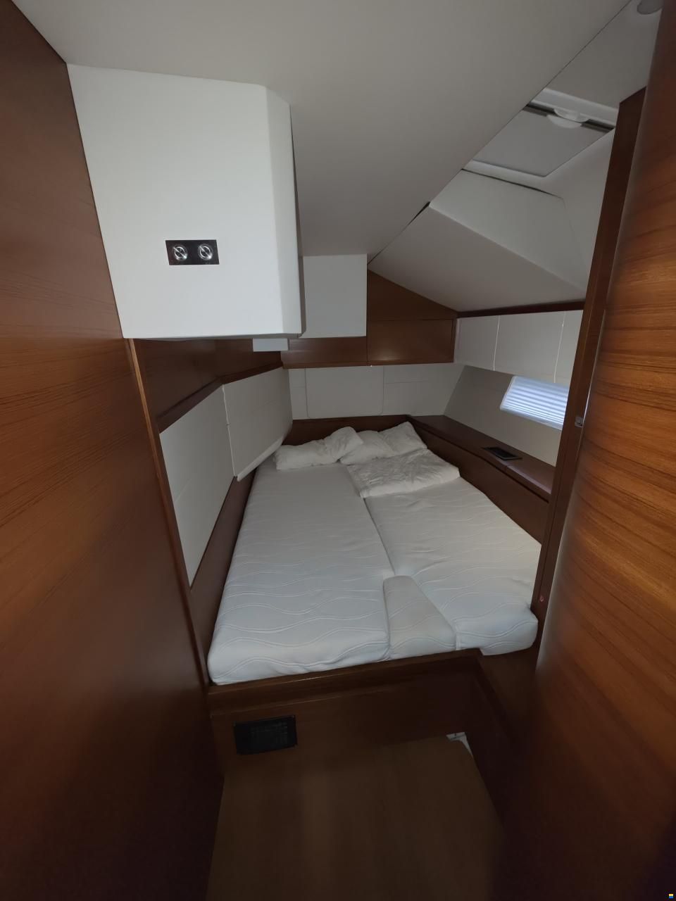 Bavaria C65 Lightwave