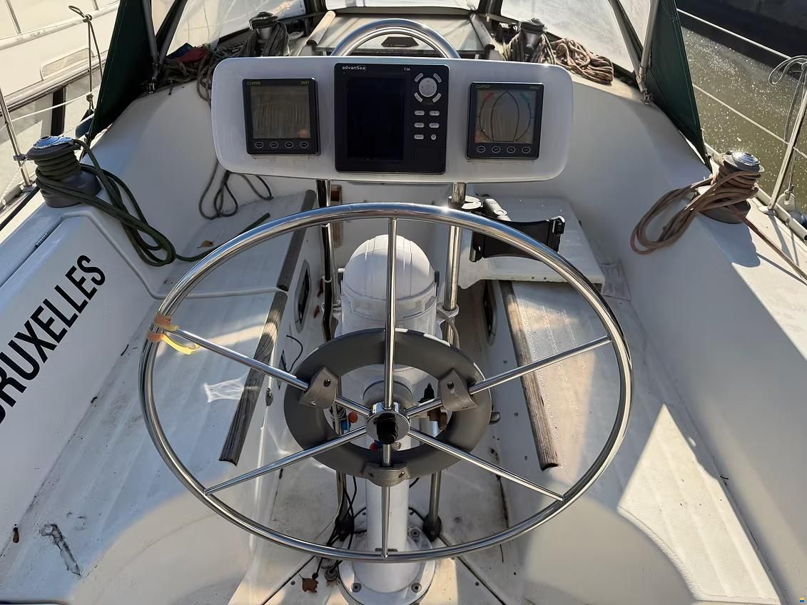 Beneteau OCEANIS 321