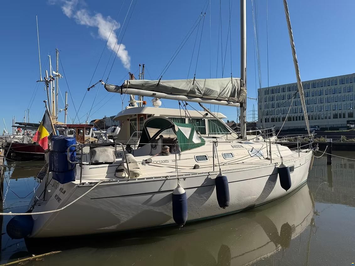 Beneteau OCEANIS 321