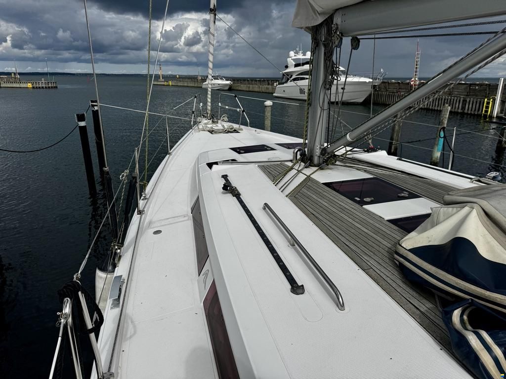 Hanse 445