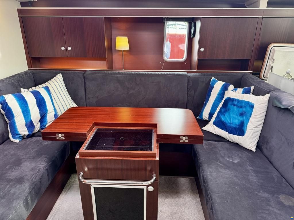 Hanse 445