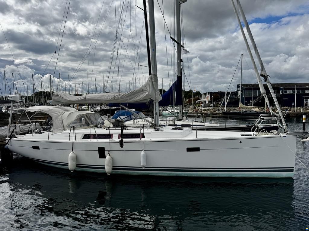 Hanse 445
