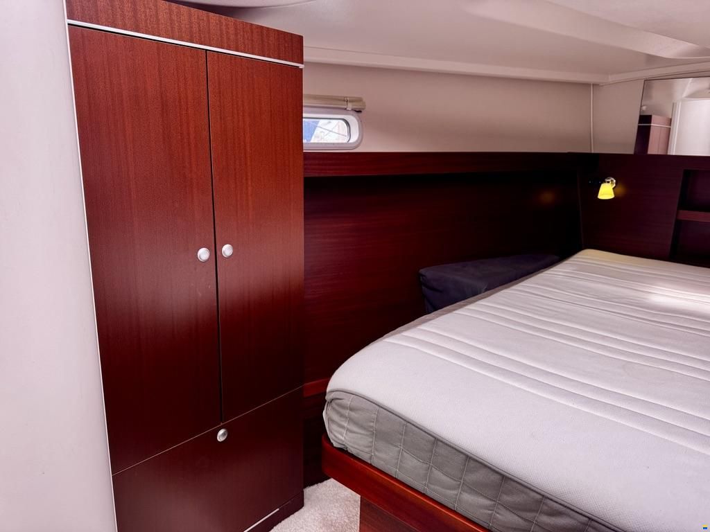 Hanse 445