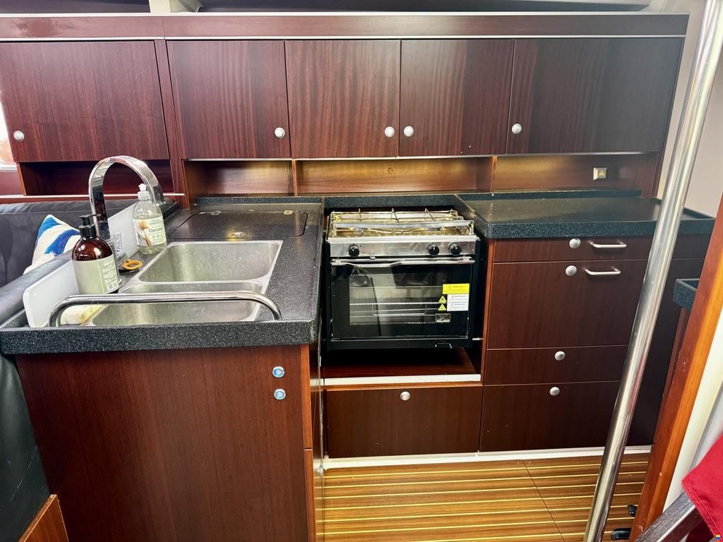 Hanse 445