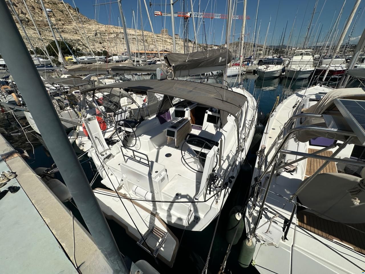 Dufour 37