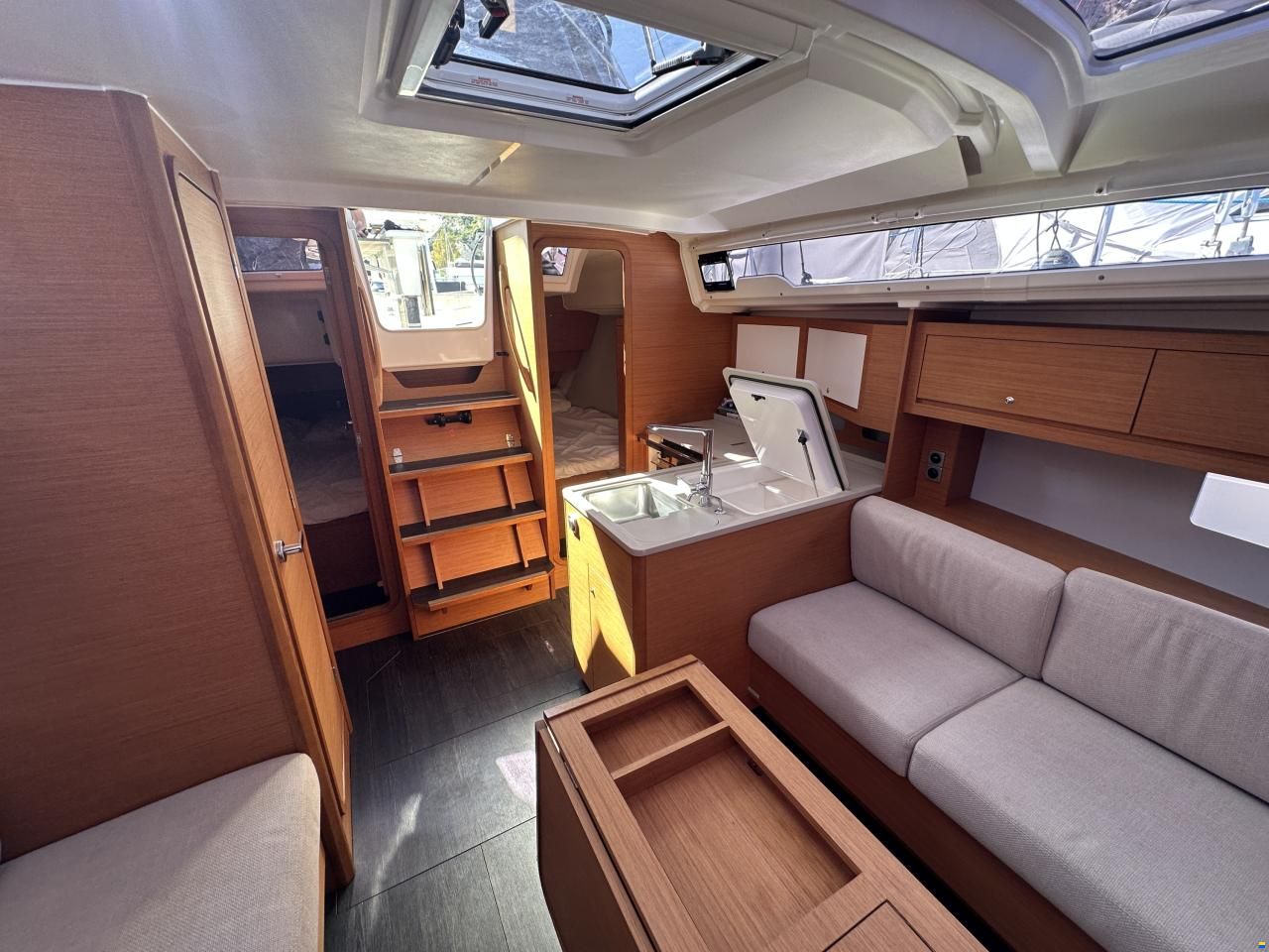 Dufour 37